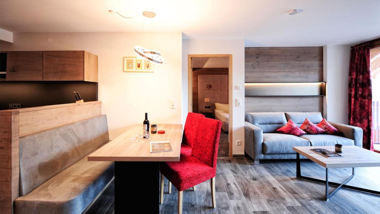 Hotel Garni Stefanie Ischgl Exterior photo