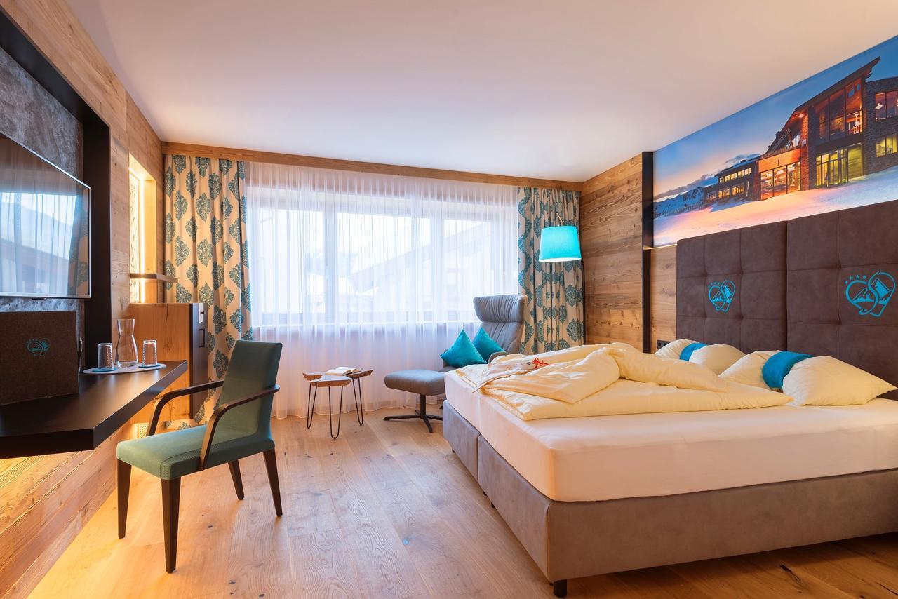 Hotel Garni Stefanie Ischgl Exterior photo